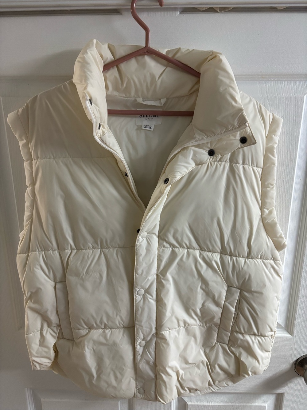 Aerie American Eagle Women's Cream Puffer Vest - Insulated Quilted Jacket size m